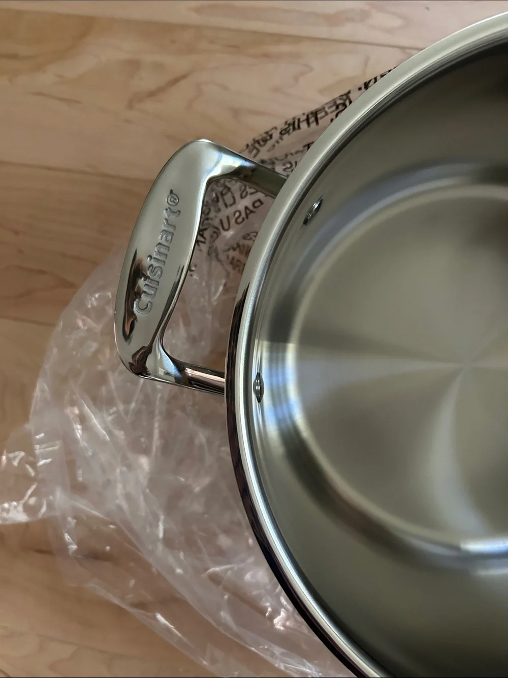 8 quart Cuisinart Stainless Steel stock pot with lid